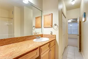 2255 Braeswood Park Dr, Houston, TX 77030 - Photo 21
