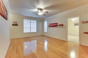 2255 Braeswood Park Dr, Houston, TX 77030 - Photo 11