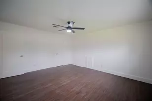 4815 Caris St, Houston, TX 77091 - Photo 33
