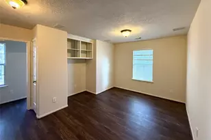 13102 Castlewind Ln, Pearland, TX 77584 - Photo 17