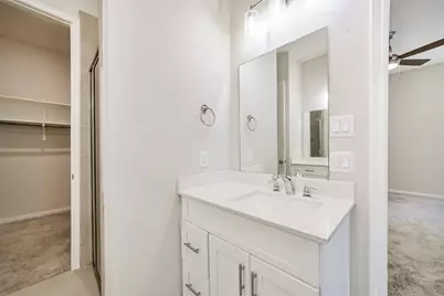 10334 Solitaire Circle, Houston, TX 77070 - Photo 17