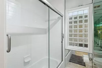 5346 McCulloch Circle, Houston, TX 77056 - Photo 25