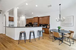 5346 McCulloch Cir, Houston, TX 77056 - Photo 11