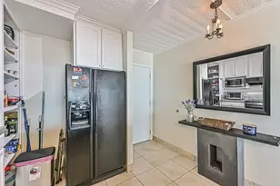 7310 Seawall Blvd, Galveston, TX 77551 - Photo 11