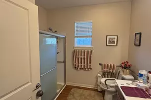 708 Sealy St, Galveston, TX 77550 - Photo 11