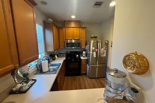 708 Sealy St, Galveston, TX 77550 - Photo 7