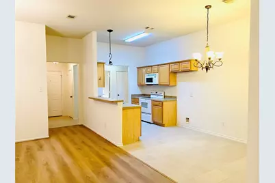 5747 Wandering Creek Drive, Richmond, TX 77469 - Photo 11