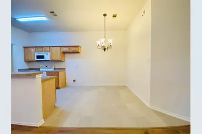 5747 Wandering Creek Drive, Richmond, TX 77469 - Photo 7