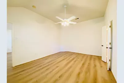 5747 Wandering Creek Drive, Richmond, TX 77469 - Photo 15