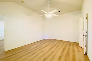 5747 Wandering Creek Dr, Richmond, TX 77469 - Photo 15