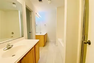 5747 Wandering Creek Dr, Richmond, TX 77469 - Photo 17