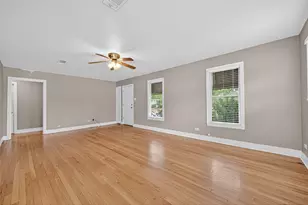 1020 Houston St, Conroe, TX 77301 - Photo 15