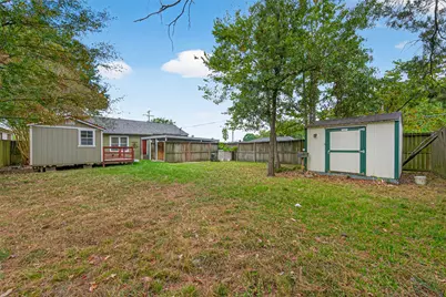 1020 Houston Street, Conroe, TX 77301 - Photo 11