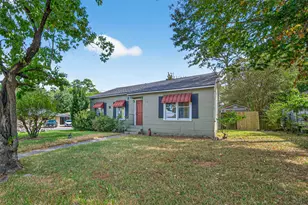 1020 Houston St, Conroe, TX 77301 - Photo 5