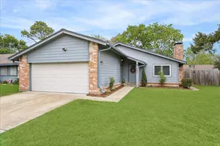 16931 Creek Line Dr, Friendswood, TX 77546 - Photo 21