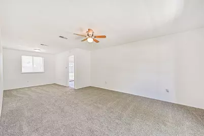 304 Avondale Lane, Friendswood, TX 77546 - Photo 5