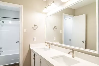 8300 Oakhaven Road, La Porte, TX 77571 - Photo 13