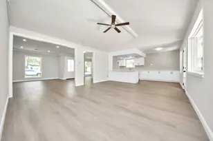 11211 Sageoak Dr, Houston, TX 77089 - Photo 19