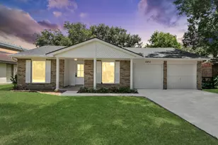 11211 Sageoak Dr, Houston, TX 77089 - Photo 1