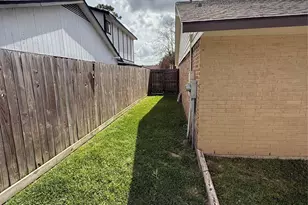 23914 Spring Briar Ln, Spring, TX 77373 - Photo 17