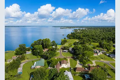 235 Lakeview Harbor, Onalaska, TX 77360 - Photo 9