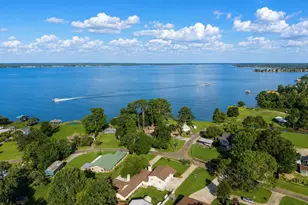 235 Lakeview Harbor, Onalaska, TX 77360 - Photo 7