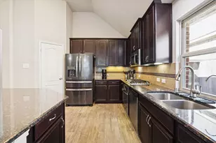 18714 Stillbreeze Valley Ln, Cypress, TX 77429 - Photo 7