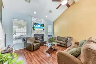 16026 Cedar Gully Dr, Friendswood, TX 77546 - Photo 9