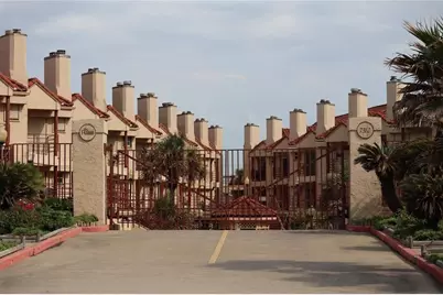 7312 Seawall Boulevard #106, Galveston, TX 77551 - Photo 19