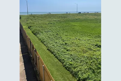 7312 Seawall Boulevard #106, Galveston, TX 77551 - Photo 17