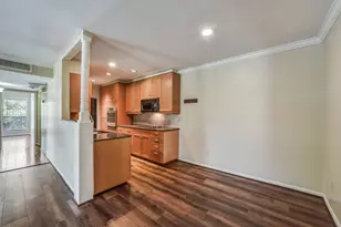 1601 S Shepherd Dr, Houston, TX 77019 - Photo 9