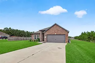 16549 Aransas St, Conroe, TX 77303 - Photo 3