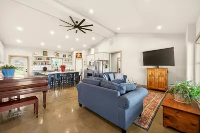 7047 Falke Heinrich Road, Schulenburg, TX 78956 - Photo 11