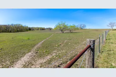 7047 Falke Heinrich Road, Schulenburg, TX 78956 - Photo 35