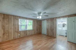 104 W Paradise Dr, Trinity, TX 75862 - Photo 7