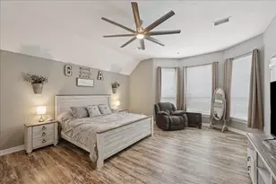 14874 Lisa Ln, Beaumont, TX 77713 - Photo 17