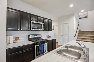 5102 Hedgerose Ln, Katy, TX 77449 - Photo 9