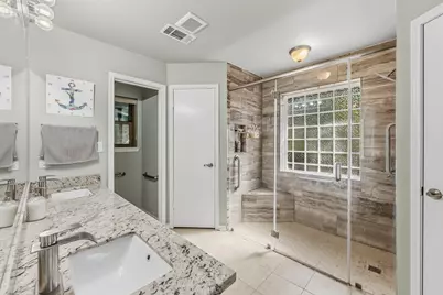 1337 Green Briar Drive, Huntsville, TX 77340 - Photo 25