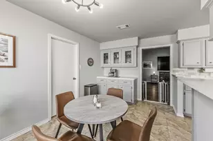 1337 Greenbriar Dr, Huntsville, TX 77340 - Photo 15