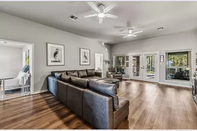 1337 Green Briar Drive, Huntsville, TX 77340 - Photo 7