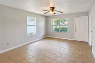 11919 Greenmesa Dr, Houston, TX 77044 - Photo 15