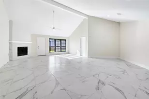 13723 Rocky Bluff Dr, Houston, TX 77085 - Photo 5