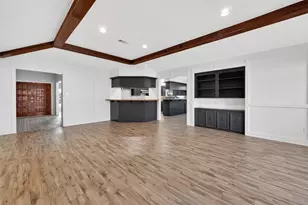 925 Manchester Dr, Conroe, TX 77304 - Photo 13