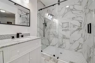 706 Beaumont St, Anahuac, TX 77523 - Photo 17