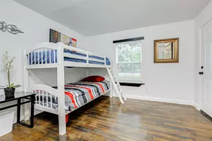 706 Beaumont St, Anahuac, TX 77523 - Photo 7