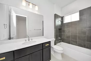 10235 Forest Lake Dr, Missouri City, TX 77459 - Photo 11