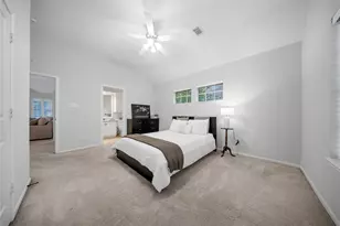 79 N Cochrans Green Cir, The Woodlands, TX 77381 - Photo 33