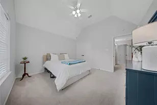 79 N Cochrans Green Cir, The Woodlands, TX 77381 - Photo 39