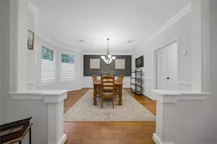 79 N Cochrans Green Cir, The Woodlands, TX 77381 - Photo 5