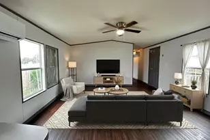 2523 Oyster Creek Bend, Oyster Creek, TX 77541 - Photo 9